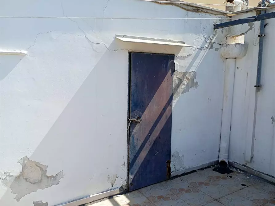Immagine 28 di Casa indipendente in vendita  in Via Udine 26 a Bari
