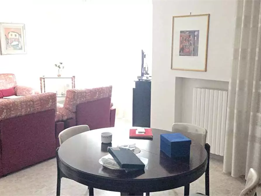 Immagine 4 di Appartamento in vendita  in via Nicola Gliro 13 a Bitonto