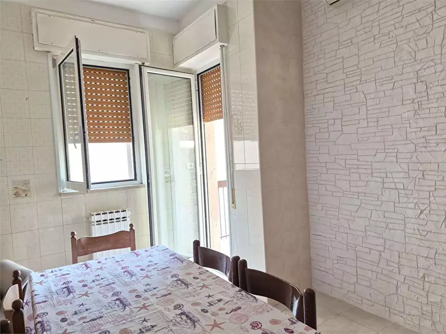 Immagine 4 di Appartamento in vendita  in Via Generale Francesco Planelli 58 a Bitonto