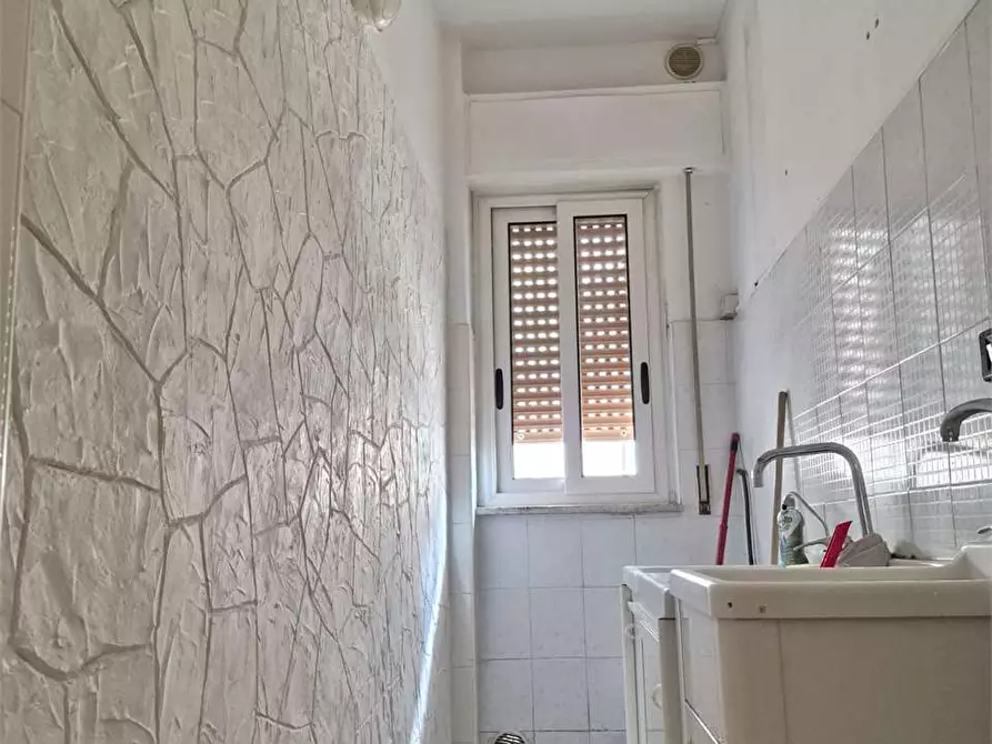 Immagine 5 di Appartamento in vendita  in Via Generale Francesco Planelli 58 a Bitonto
