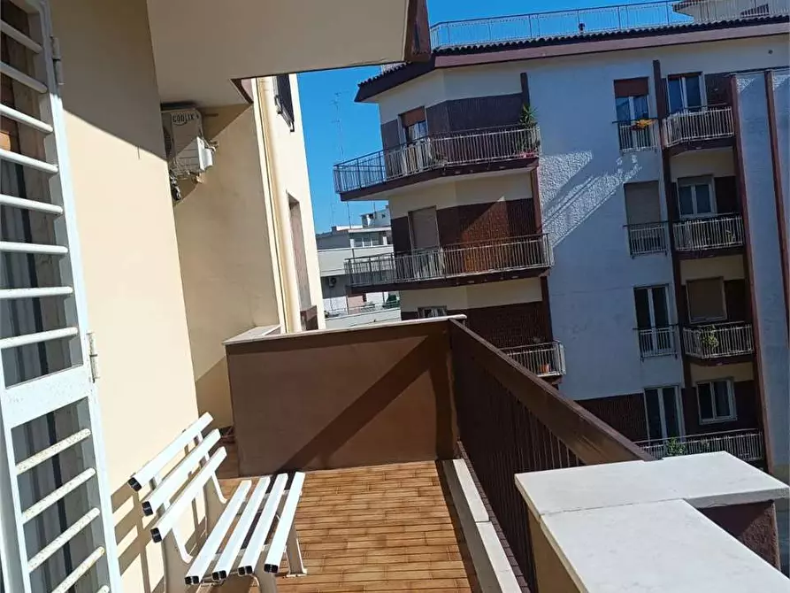 Immagine 16 di Appartamento in vendita  in Via Generale Francesco Planelli 58 a Bitonto