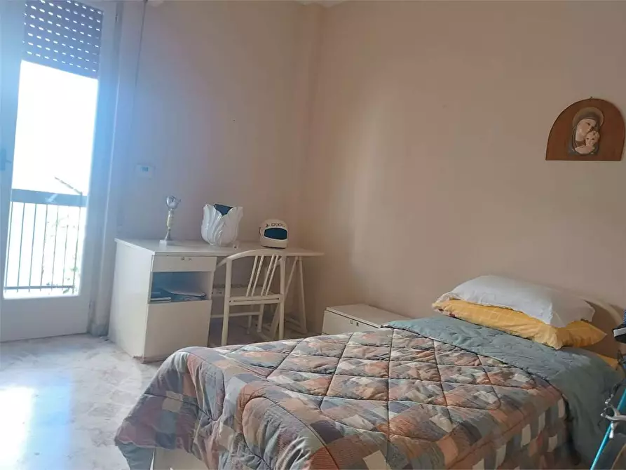 Immagine 48 di Appartamento in vendita  in Via Generale Francesco Planelli 58 a Bitonto