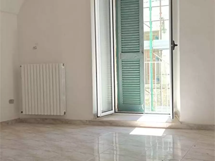 Immagine 1 di Appartamento in vendita  in via ferrante aporti 42 a Bitonto