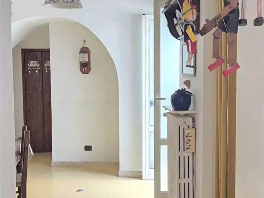 Immagine 7 di Appartamento in vendita  in VIA FERRANTE APORTI 42 a Bitonto