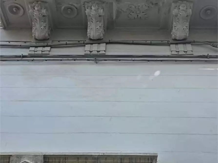 Immagine 15 di Appartamento in vendita  in VIA FERRANTE APORTI 42 a Bitonto