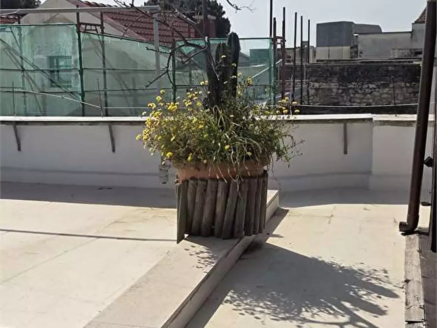 Immagine 27 di Appartamento in vendita  in VIA FERRANTE APORTI 42 a Bitonto