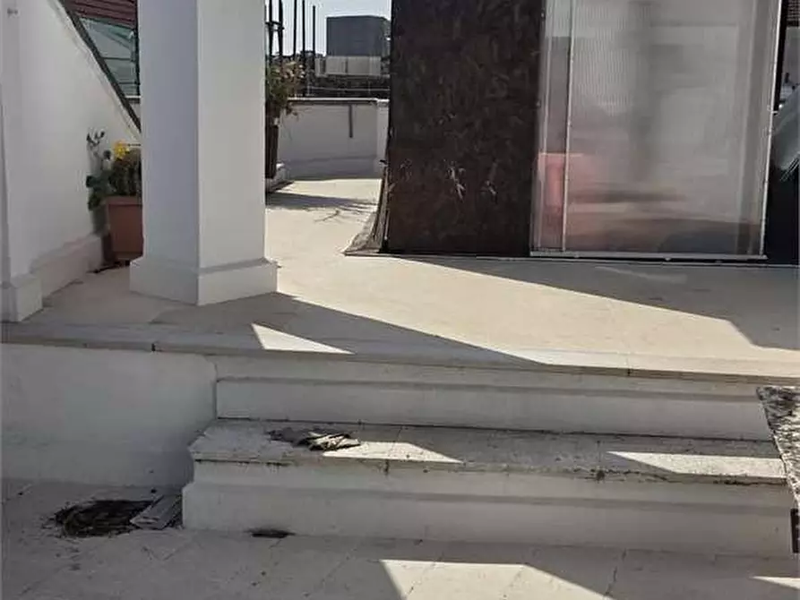 Immagine 30 di Appartamento in vendita  in VIA FERRANTE APORTI 42 a Bitonto