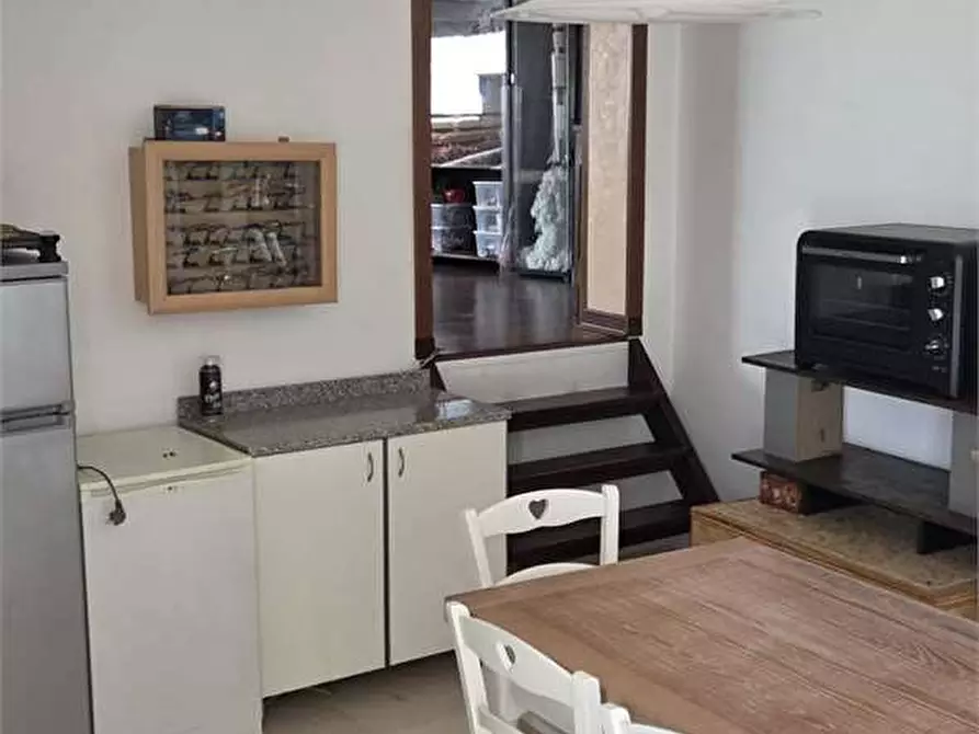 Immagine 34 di Appartamento in vendita  in VIA FERRANTE APORTI 42 a Bitonto
