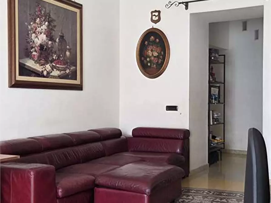Immagine 47 di Appartamento in vendita  in VIA FERRANTE APORTI 42 a Bitonto