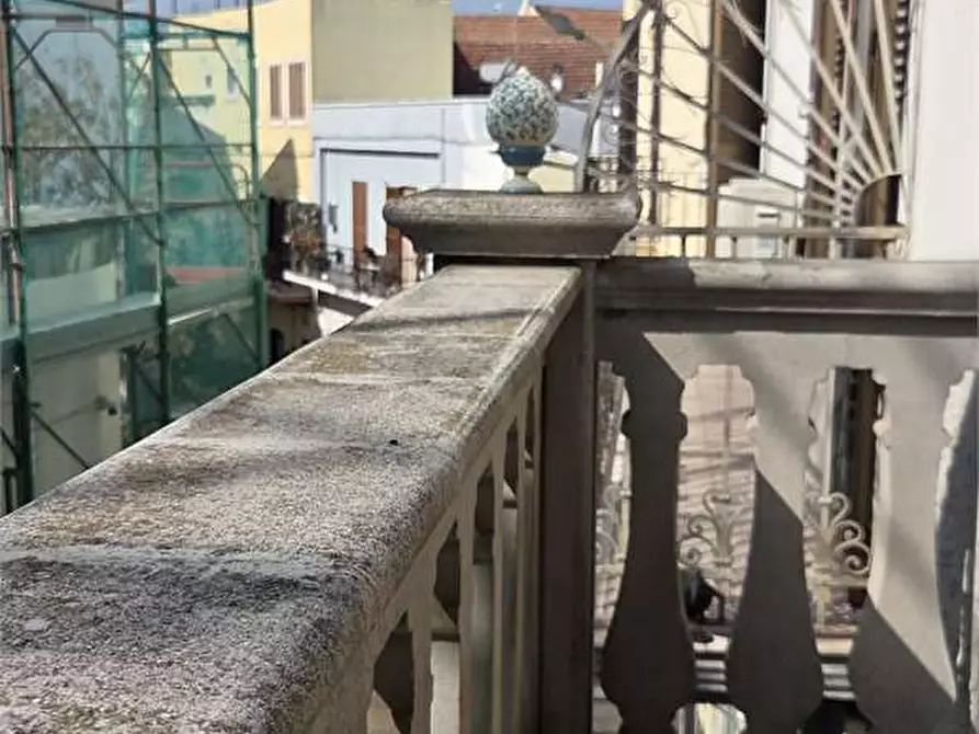 Immagine 50 di Appartamento in vendita  in VIA FERRANTE APORTI 42 a Bitonto