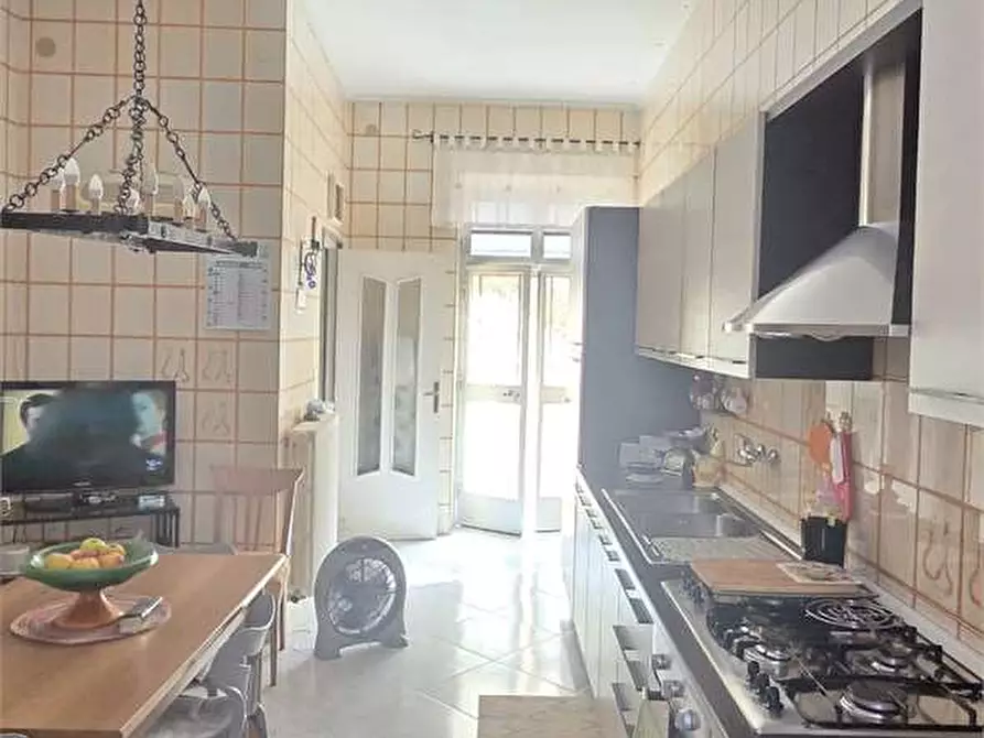 Immagine 21 di Appartamento in vendita  in via Palmiro Togliatti 46 a Bitonto