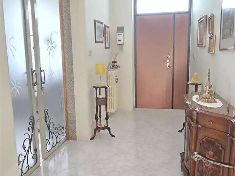 Immagine 41 di Appartamento in vendita  in via Palmiro Togliatti 46 a Bitonto