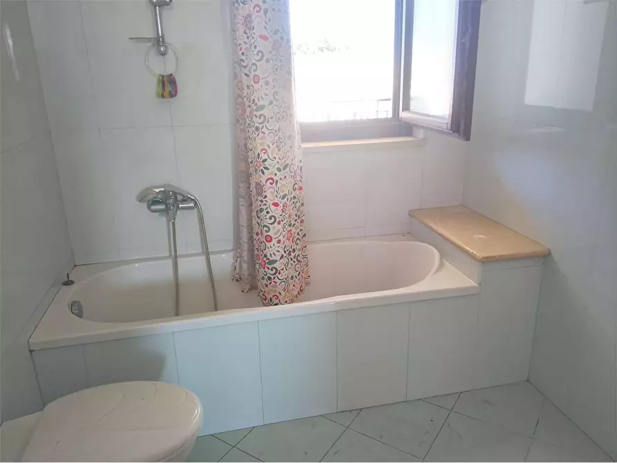 Immagine 20 di Appartamento in vendita  in via bruno buozzi 36 a Bitonto