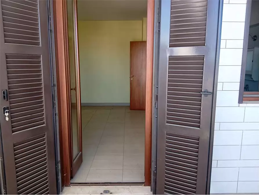 Immagine 23 di Appartamento in vendita  in via bruno buozzi 36 a Bitonto