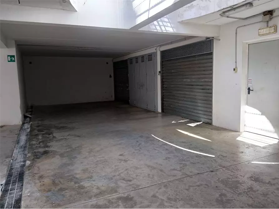 Immagine 44 di Appartamento in vendita  in via bruno buozzi 36 a Bitonto