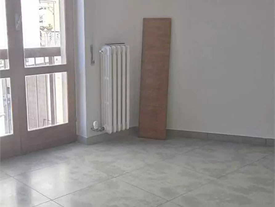 Immagine 22 di Appartamento in affitto  a Bitonto