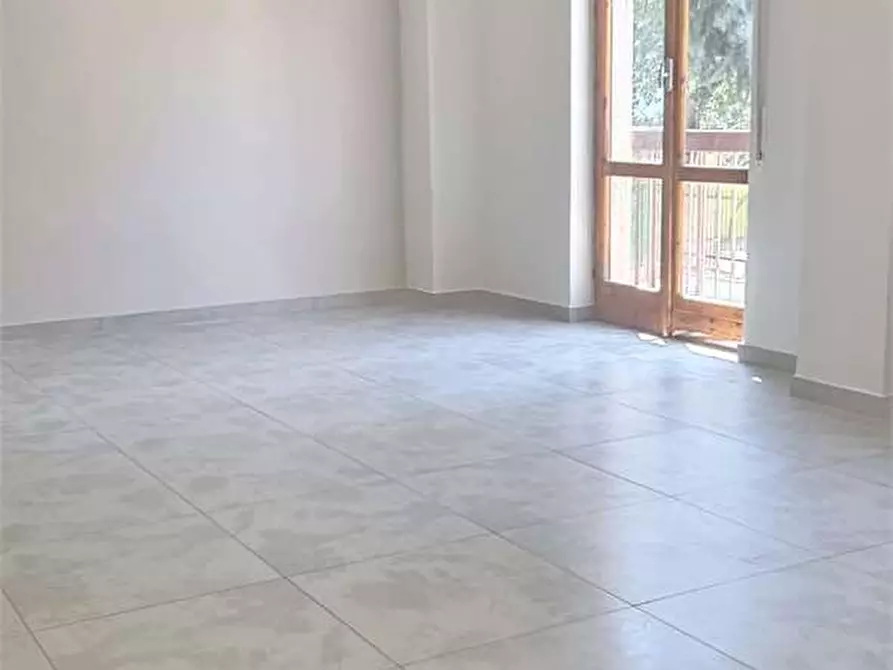 Immagine 29 di Appartamento in affitto  a Bitonto