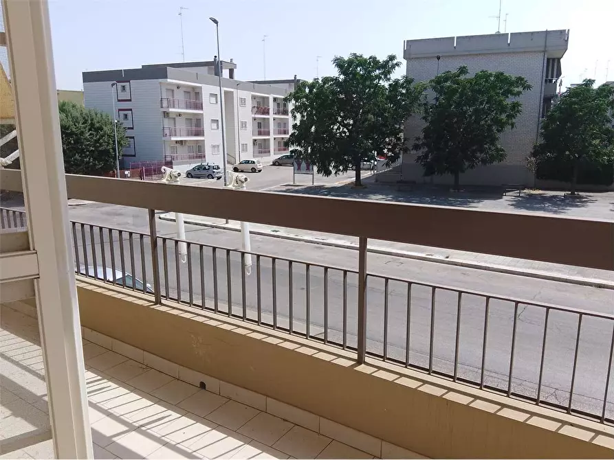 Immagine 18 di Appartamento in vendita  in via tenete domenico modugno 22 a Bitonto