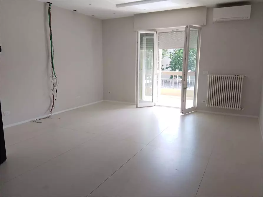 Immagine 21 di Appartamento in vendita  in via tenete domenico modugno 22 a Bitonto