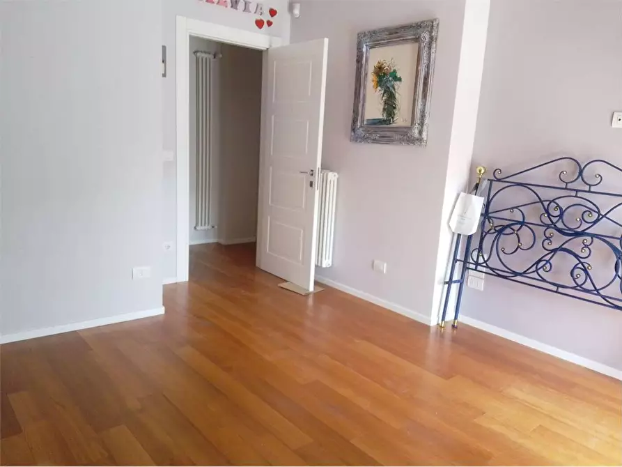 Immagine 45 di Appartamento in vendita  in via tenete domenico modugno 22 a Bitonto
