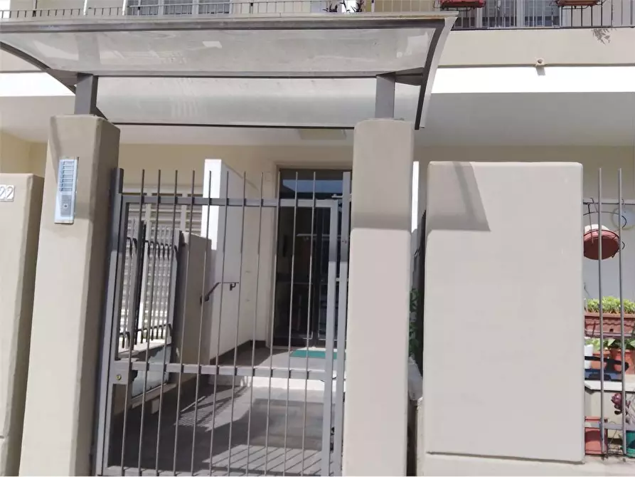 Immagine 52 di Appartamento in vendita  in via tenete domenico modugno 22 a Bitonto