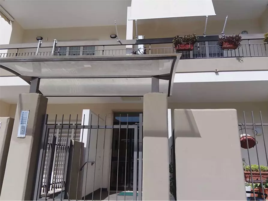 Immagine 54 di Appartamento in vendita  in via tenete domenico modugno 22 a Bitonto