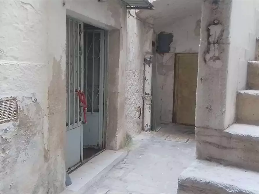Immagine 2 di Casa indipendente in vendita  in arco gregoriano  6/3/4 a Bitonto