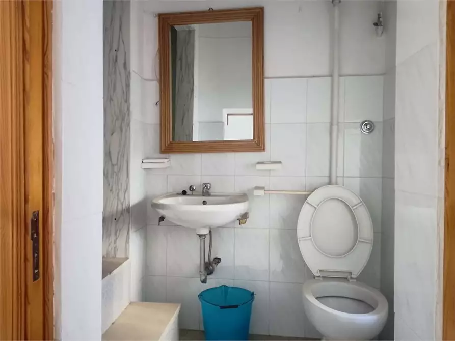 Immagine 6 di Casa indipendente in vendita  in arco gregoriano  6/3/4 a Bitonto
