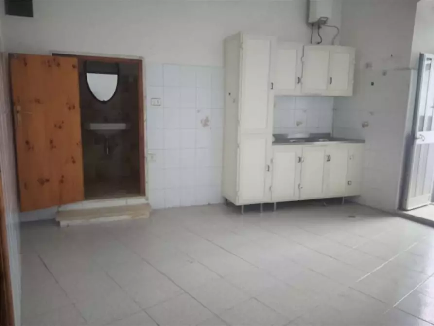 Immagine 10 di Casa indipendente in vendita  in arco gregoriano  6/3/4 a Bitonto