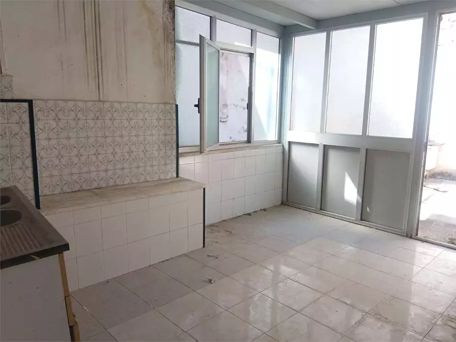 Immagine 24 di Casa indipendente in vendita  in arco gregoriano  6/3/4 a Bitonto