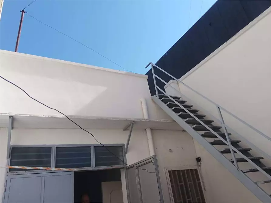 Immagine 9 di Casa indipendente in vendita  in VIA CAZZOLLA  19 a Bitonto