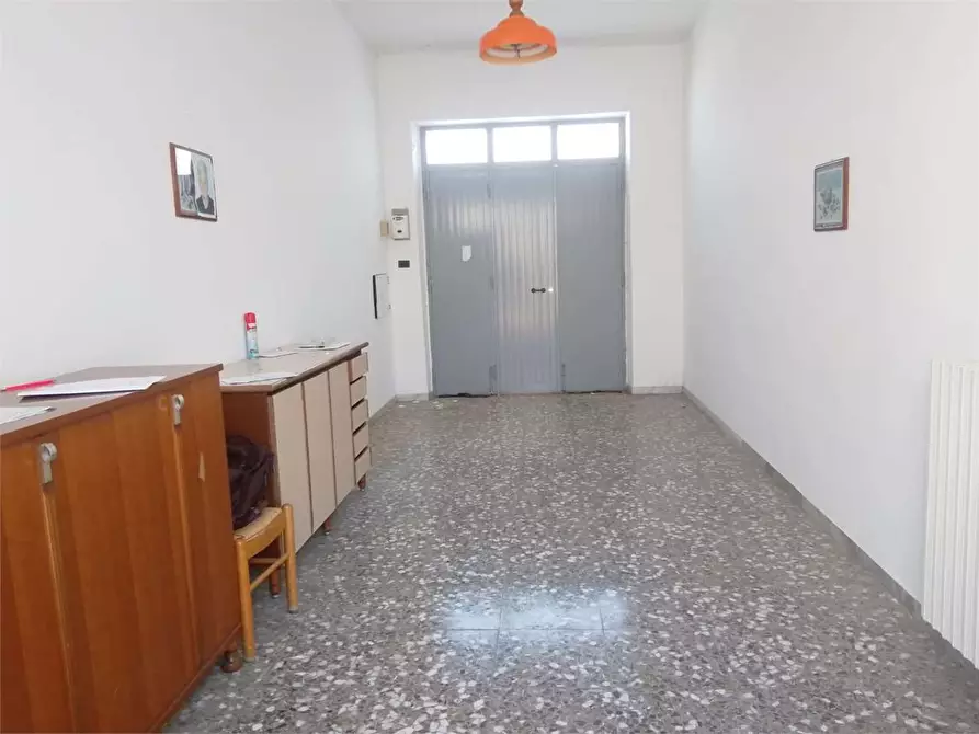 Immagine 16 di Casa indipendente in vendita  in VIA CAZZOLLA  19 a Bitonto