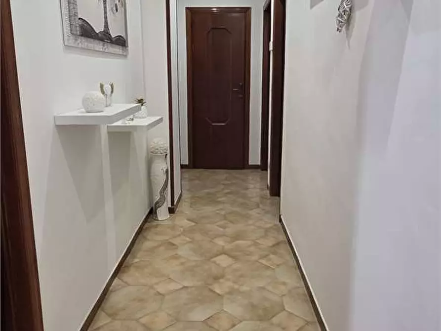 Immagine 9 di Appartamento in vendita  in Via Durazzo 35/1 a Bitonto