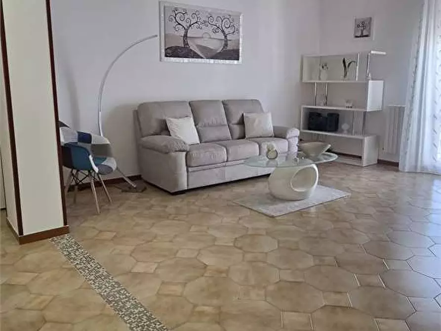 Immagine 33 di Appartamento in vendita  in Via Durazzo 35/1 a Bitonto