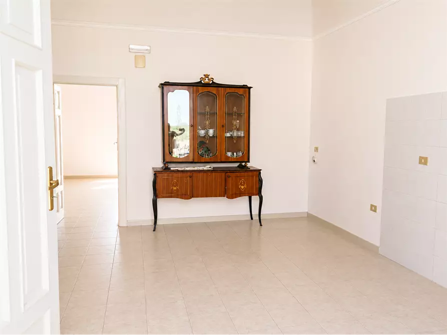 Immagine 18 di Casa indipendente in vendita  in via leopardi  2/3 a Bitonto