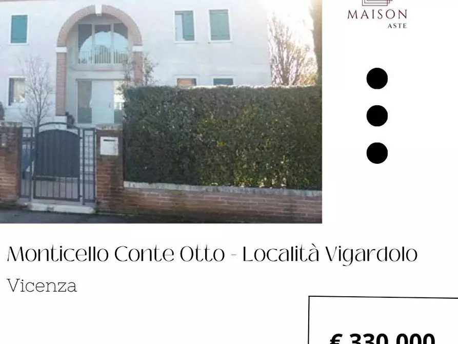 Immagine 1 di Villa in vendita  in Via I. Nievo 6 a Monticello Conte Otto