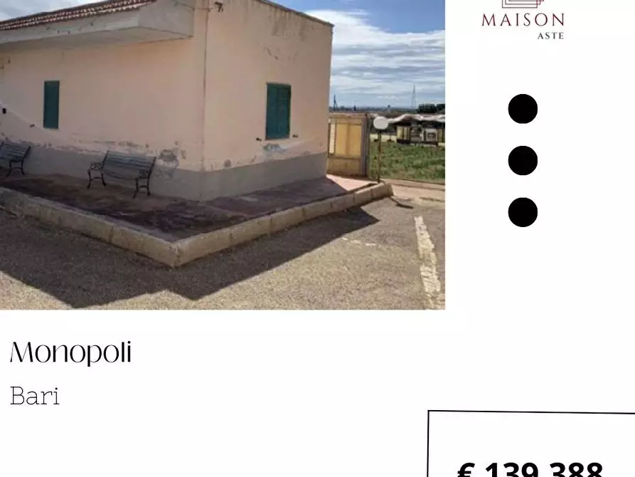 Immagine 1 di Villa in vendita  in Contrada S. Vincenzo snc a Monopoli