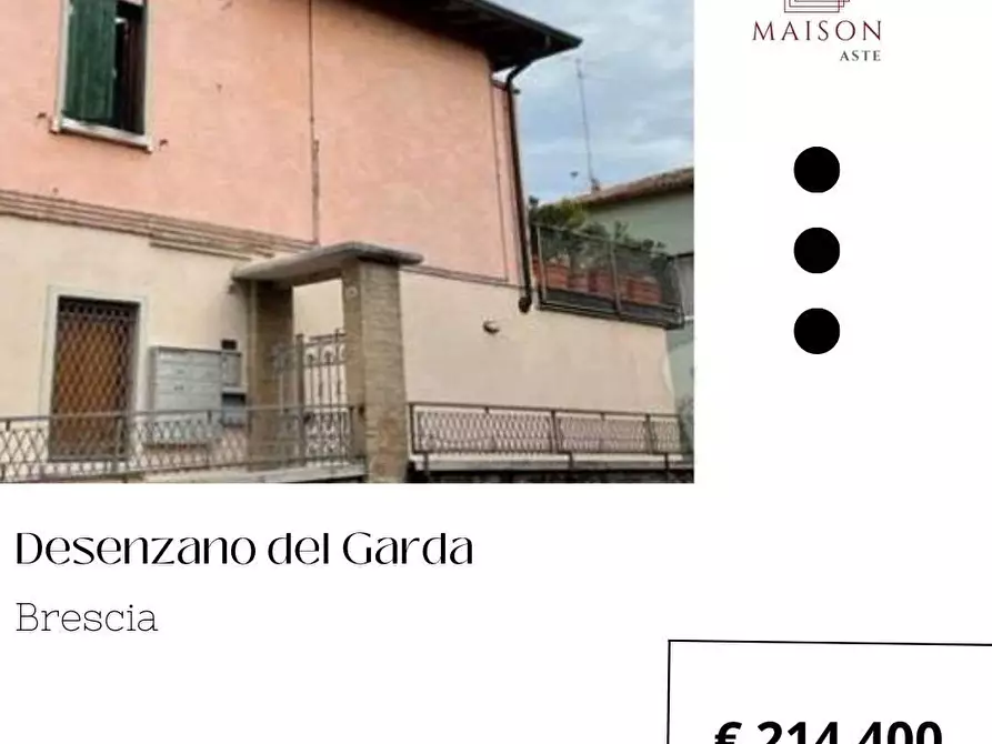 Immagine 1 di Appartamento in vendita  in Via Monte Grappa 26 a Desenzano Del Garda