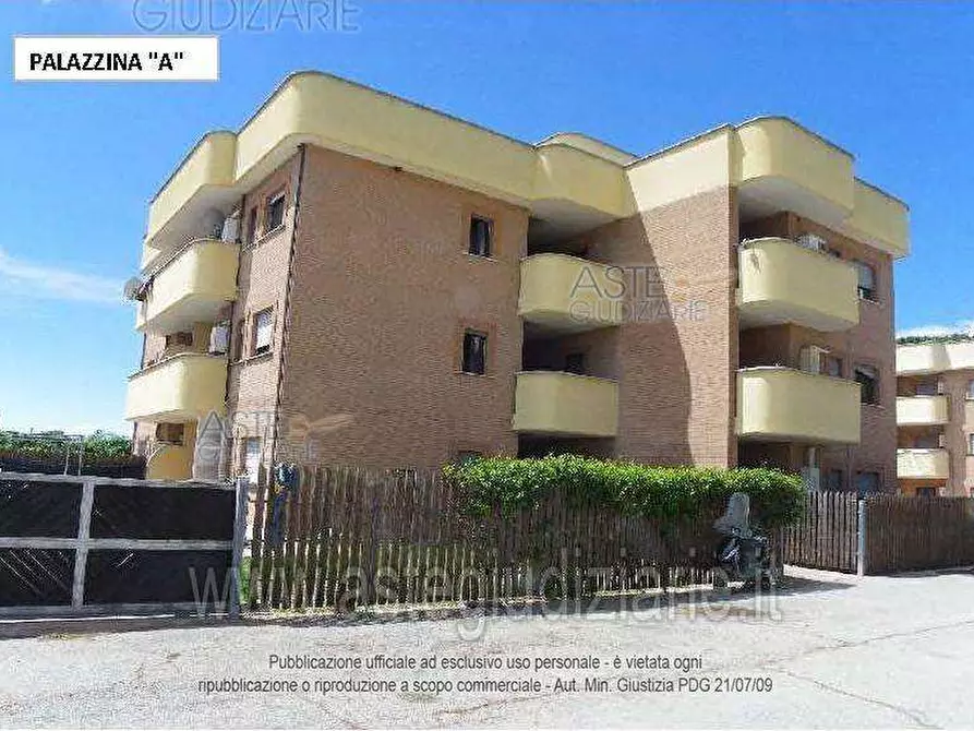 Immagine 1 di Appartamento in vendita  in Via Lago Maggiore 2 a Nettuno