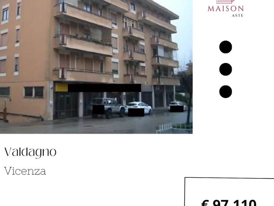 Immagine 1 di Magazzino in vendita  in Via G. Dalla Chiesa 15 a Valdagno