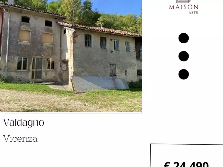 Immagine 1 di Porzione di casa in vendita  in Contrada Titaldi 2 a Valdagno