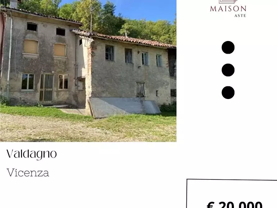 Immagine 1 di Porzione di casa in vendita  in Contrada Titaldi 2 a Valdagno