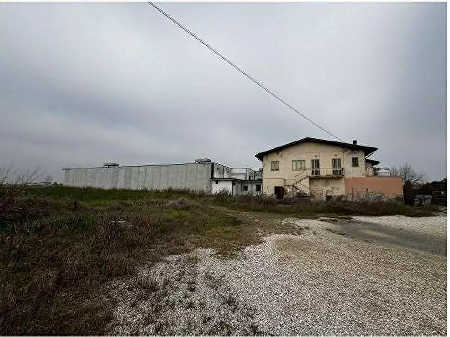 Immagine 77 di Capannone industriale in vendita  in Via Cicogna 5 a Roveredo Di Gua'