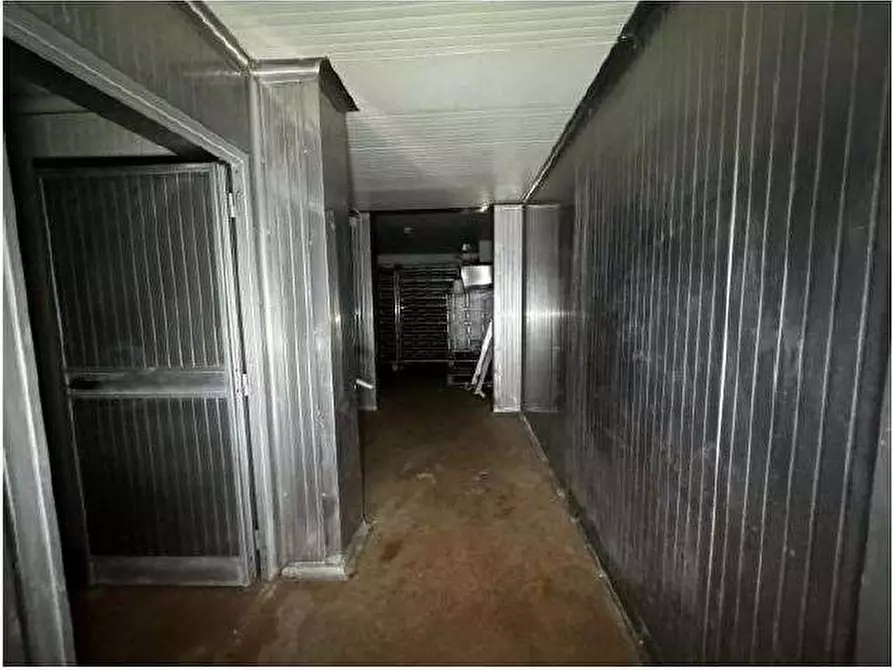 Immagine 37 di Capannone industriale in vendita  in Via Cicogna 5 a Roveredo Di Gua'