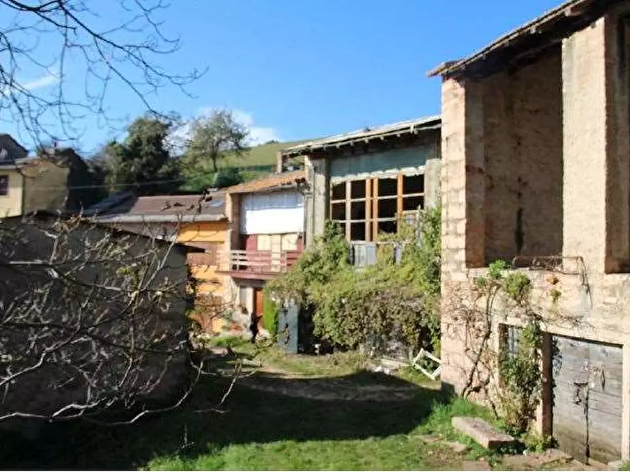 Immagine 2 di Magazzino in vendita  in Contrada Barco snc a Roverè Veronese