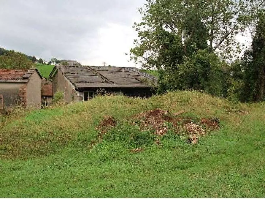 Immagine 11 di Magazzino in vendita  in Contrada Barco snc a Roverè Veronese