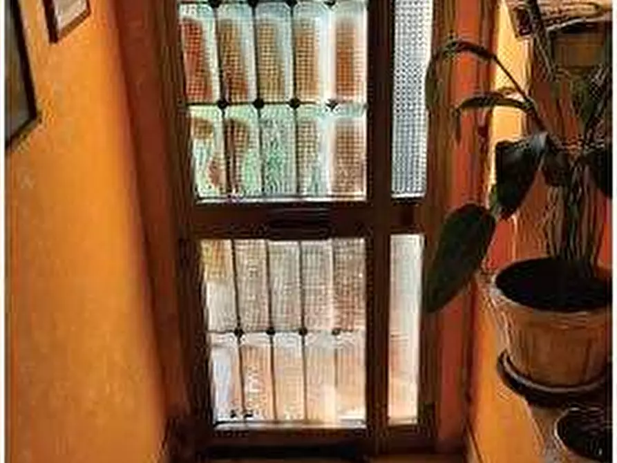 Immagine 5 di Appartamento in vendita  in Via Virgiliana 1 a Trevenzuolo