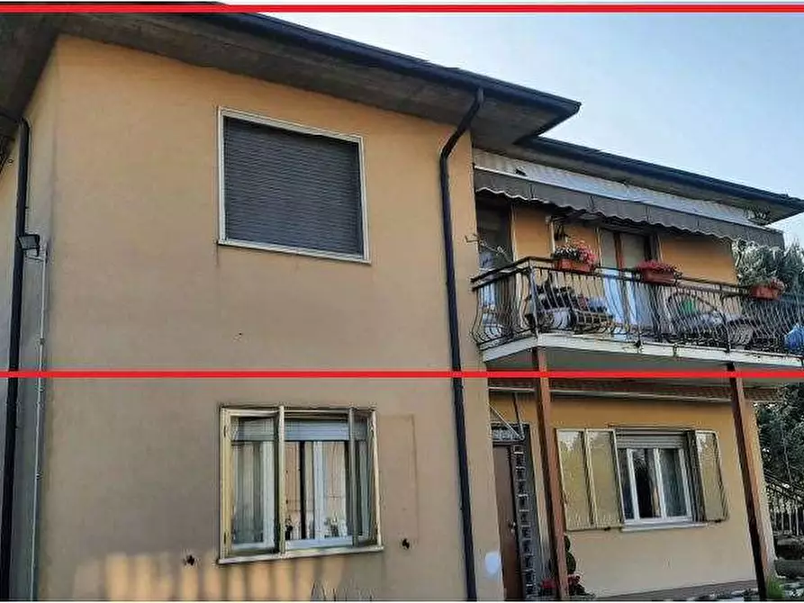 Immagine 1 di Appartamento in vendita  in Via Virgiliana 1 a Trevenzuolo