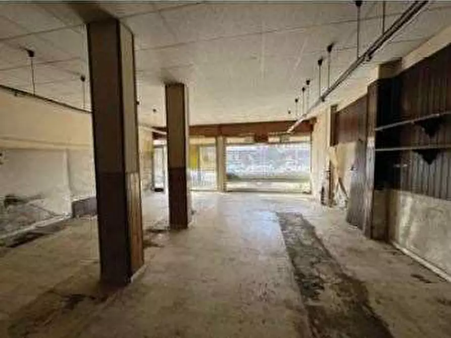 Immagine 4 di Negozio in vendita  in Via Martiri della Libertà 5 a Nogara
