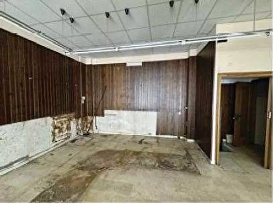 Immagine 6 di Negozio in vendita  in Via Martiri della Libertà 5 a Nogara